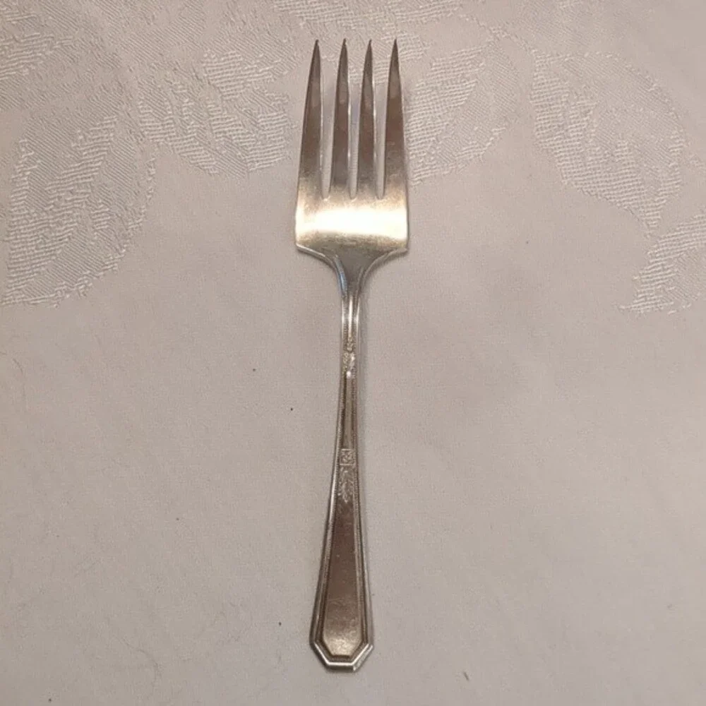Wm Rogers & Son AA Silverplate 6 salad or dessert forks Mayfair 1923